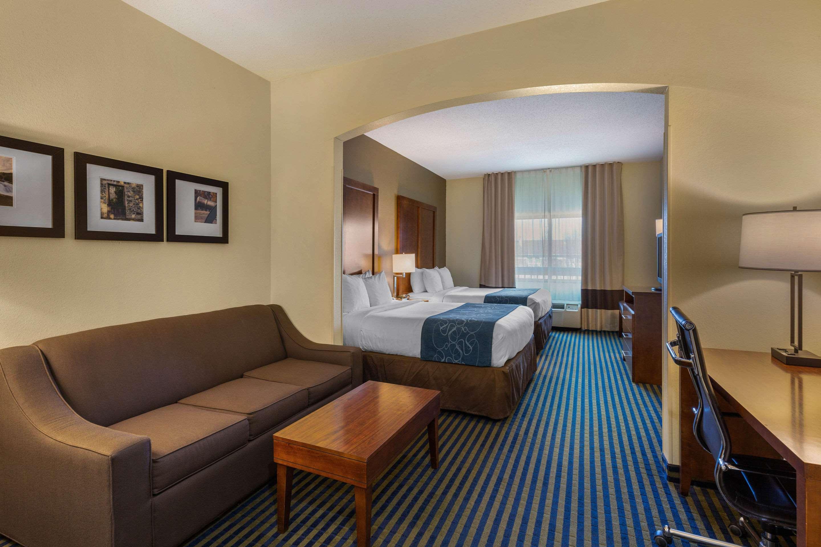 Holiday Inn Express & Suites Leesburg - Historic District By Ihg Zewnętrze zdjęcie